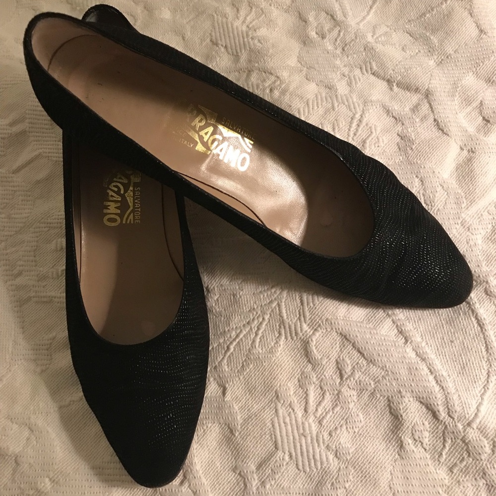 Salvatore Ferragamo mid heel shoes